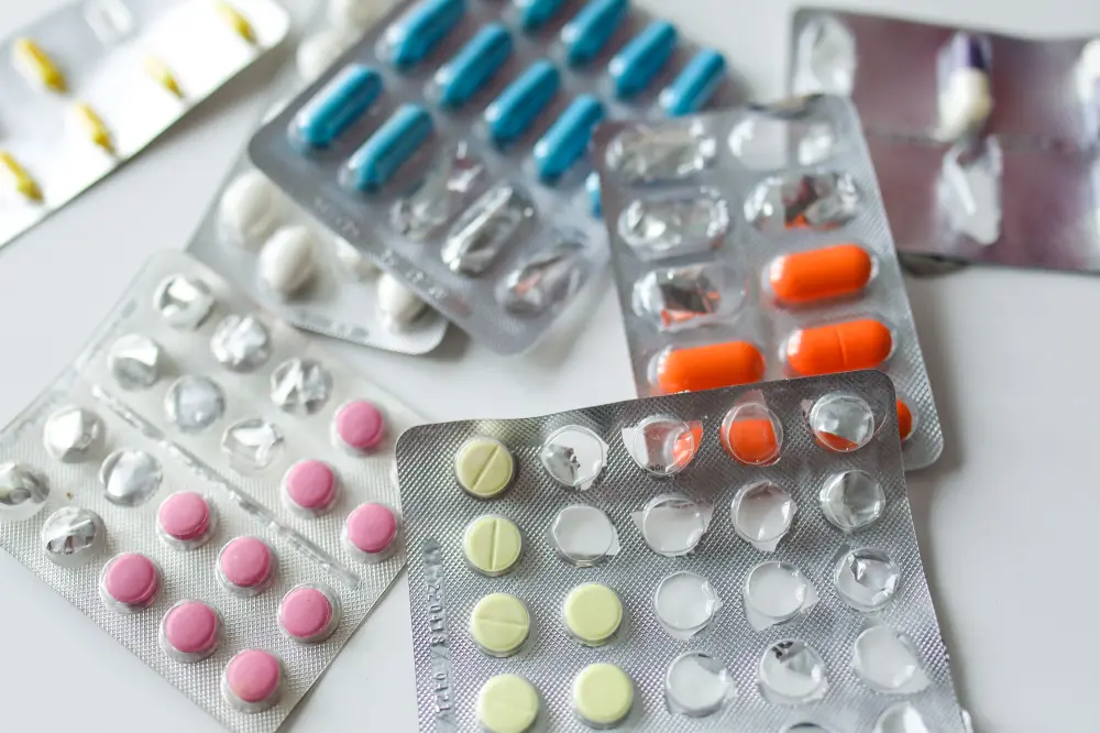 Alat Deteksi Pemalsuan Obat Berbasis Spektroskopi
